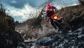 瓜子直播-保德龙健身器材系列介绍及适用训练项目