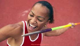 瓜子直播-意甲球队队徽变动历程图及设计演变解读